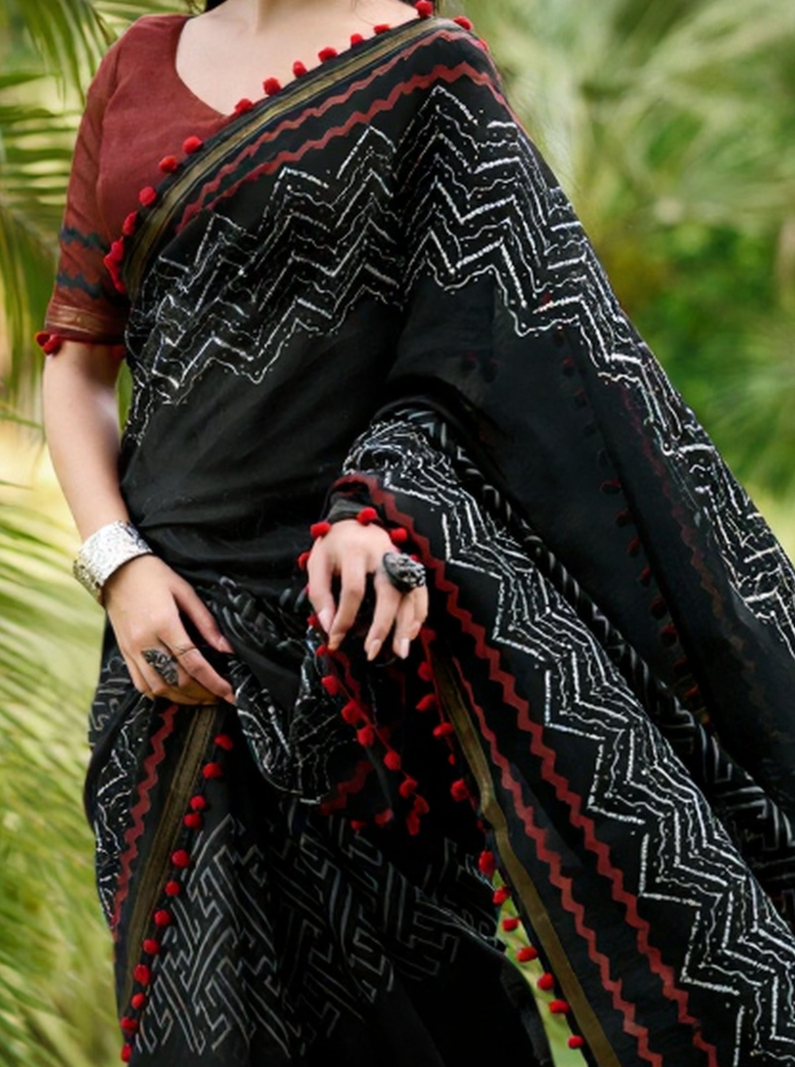 Mal Mal Cotton Saree with Stylish Pum Pum Border