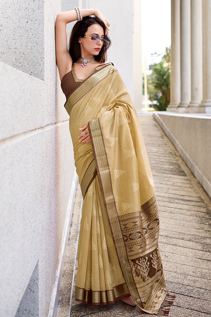 Ikkat Weaving, Reyon silk Contrast pallu Saree (Chiku)