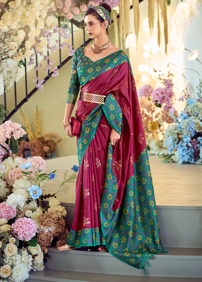 Ikkat Border, Soft silk Contrast pallu Saree (Maroon)