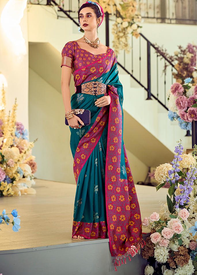 Ikkat Border, Soft silk Contrast pallu Saree (Teal Blue)