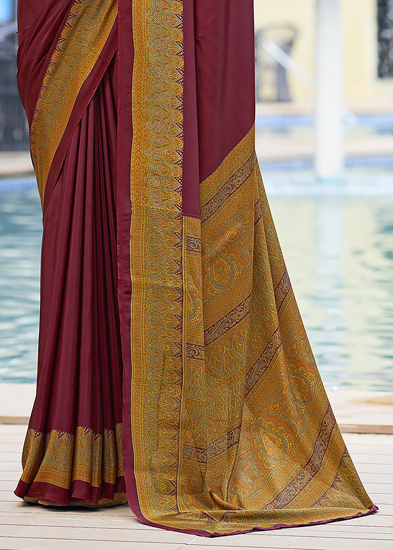 Plain Self Printed, Italian Silk Crape Saree With Contrast Pallu (Maroon)