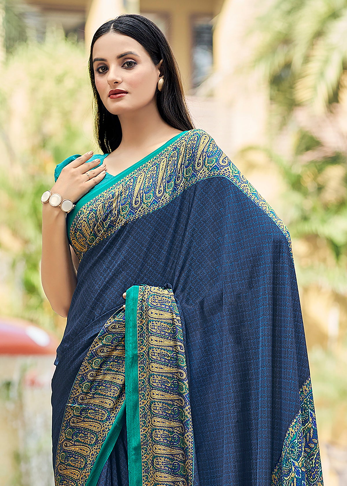 Plain Self Printed, Italian Silk Crape Saree With Contrast Pallu (Royal Blue )