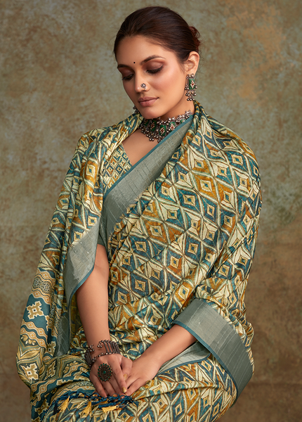 Handloom with All Over Print, Sequence Weaving Saree (Cream)