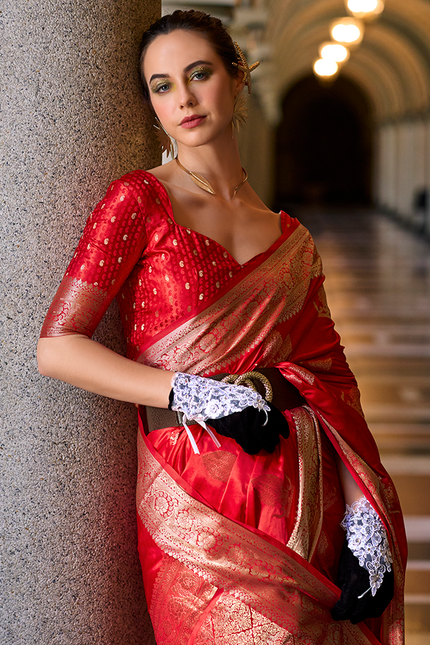 Weaving,Rich Pallu,Satin Mugha Silk Saree(Red)