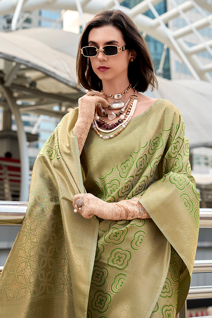 Kanjivaram style, sattin crape silk Saree (Green)