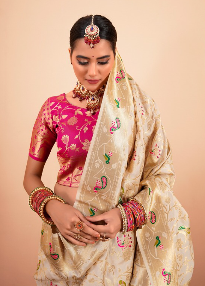 Paithani Silk Saree With Contrast Blouse (Cream)