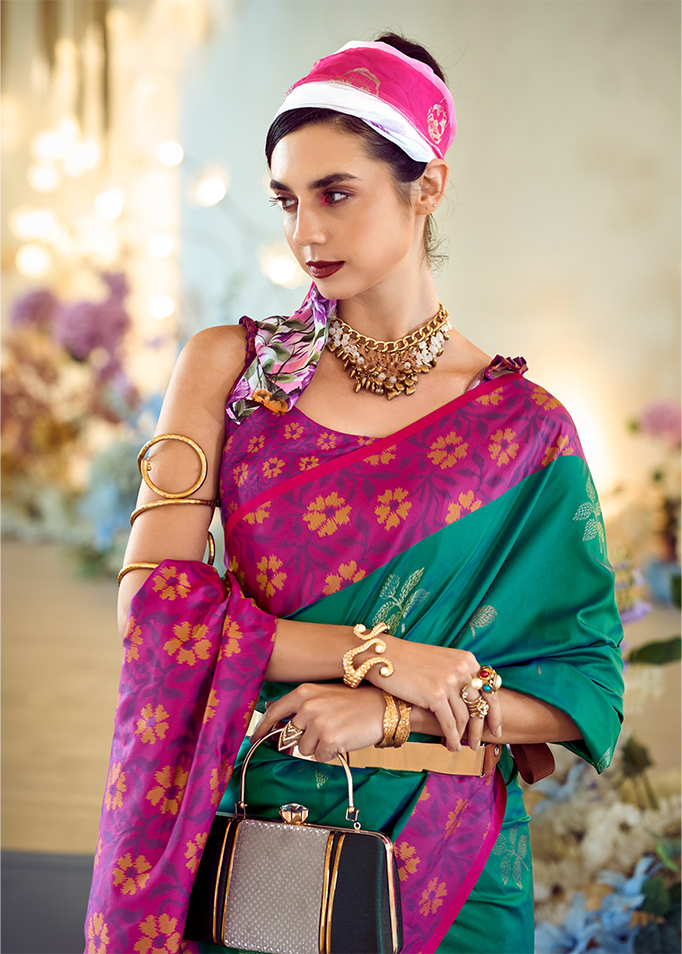 Ikkat Border, Soft silk Contrast pallu Saree (Teal Green)