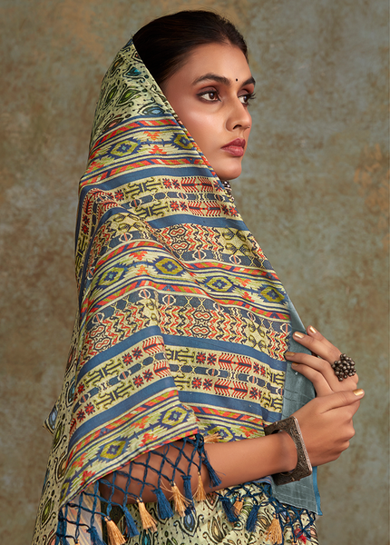 Handloom with All Over Print, Sequence Weaving Saree (Cream)