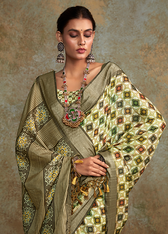 Handloom with All Over Print, Sequence Weaving Saree (Cream)