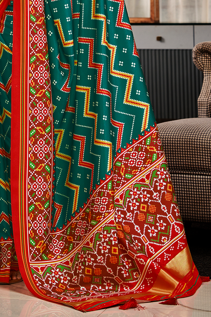 Bandhan Patola,Handloom Silk Saree (Green & Red)