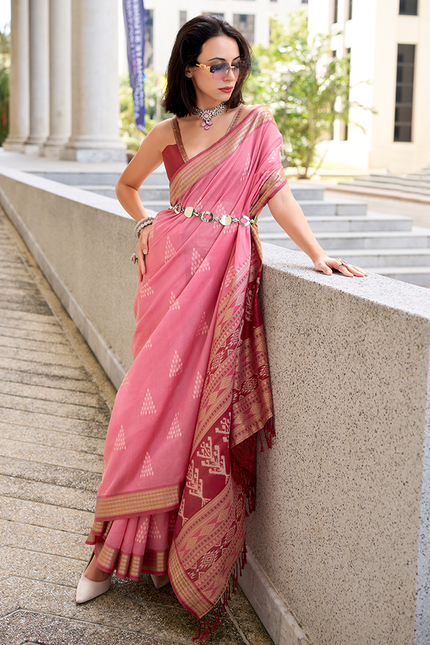 Ikkat Weaving, Reyon silk Contrast pallu Saree (Pink)