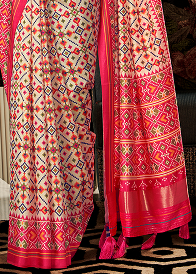 Bandhan Patola,Handloom Silk Saree (Cream & Red)