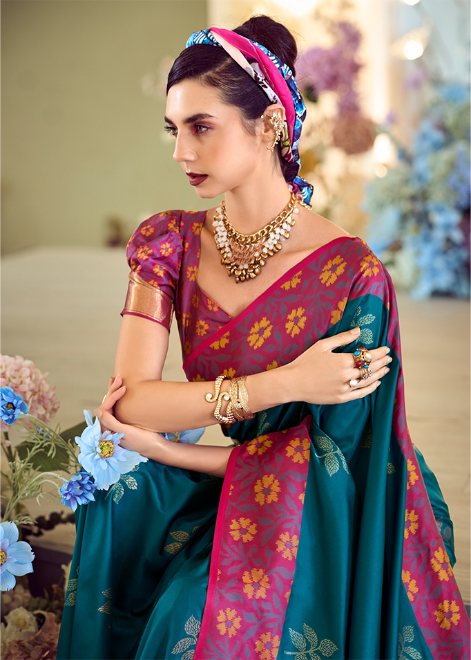 Ikkat Border, Soft silk Contrast pallu Saree (Teal Blue)