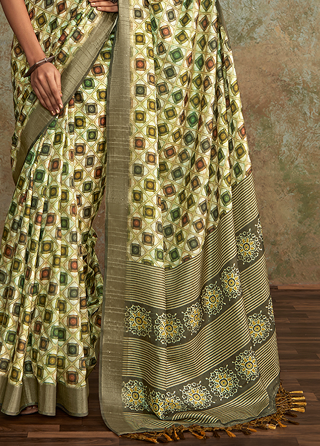 Handloom with All Over Print, Sequence Weaving Saree (Cream)