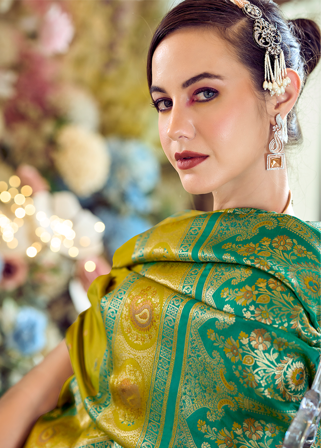 Minakari Paithani,Pure Soft Banarasi Silk Saree (Green)