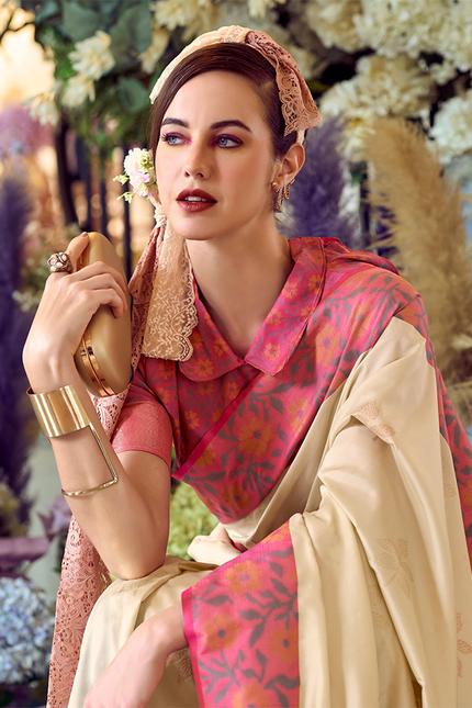 Ikkat Border, Soft silk Contrast pallu Saree (Cream)