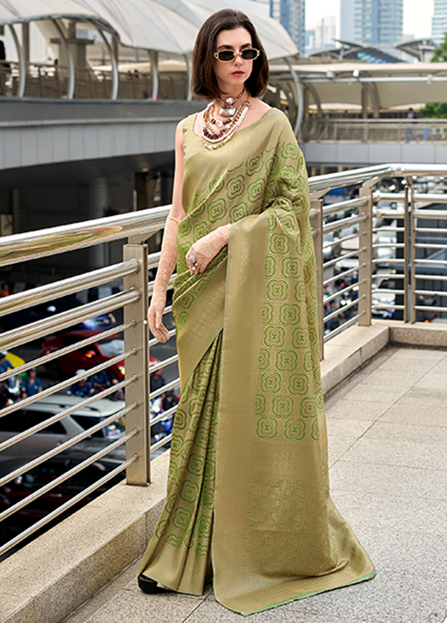 Kanjivaram style, sattin crape silk Saree (Green)