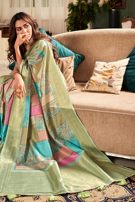 Digital Print, Soft silk Weaving Pallu Saree (Green)