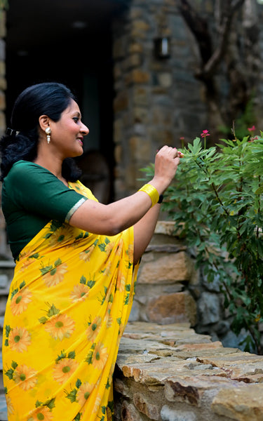 Yellow Floral Printed Weightless Saree, Daily Wear