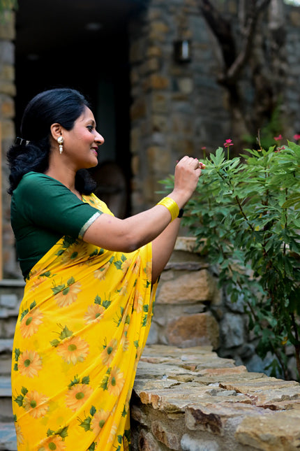 Yellow Floral Printed Weightless Saree, Daily Wear