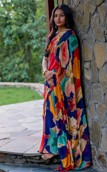 Multicolour Geometric Printed Weightless Saree