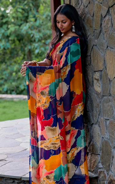Multicolour Geometric Printed Weightless Saree