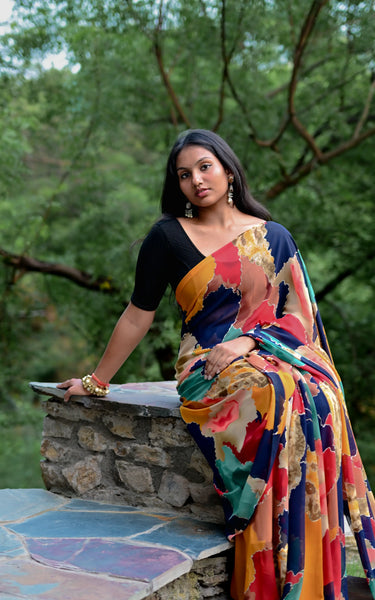 Multicolour Geometric Printed Weightless Saree