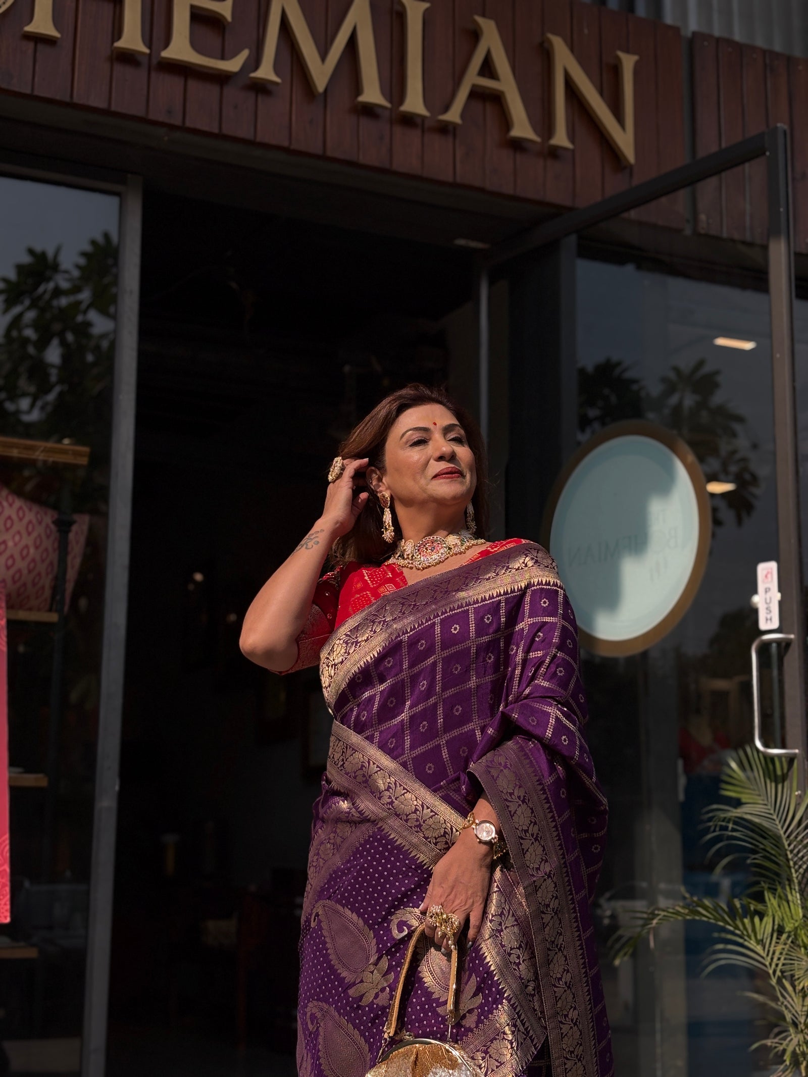 Indoniq Fashion's Banarasi Art Silk Weaving Saree with contrast Ready Patola Blouse