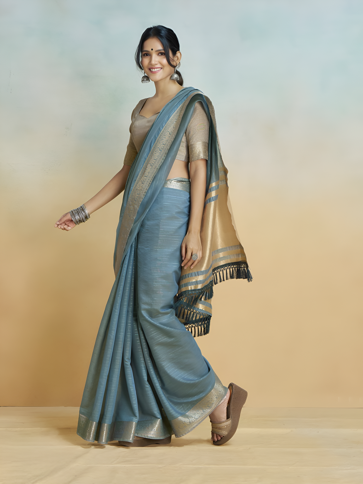 Banarasi Border, Pure Handloom Khadi Silk With Chit Pallu & Tassels (Grey)