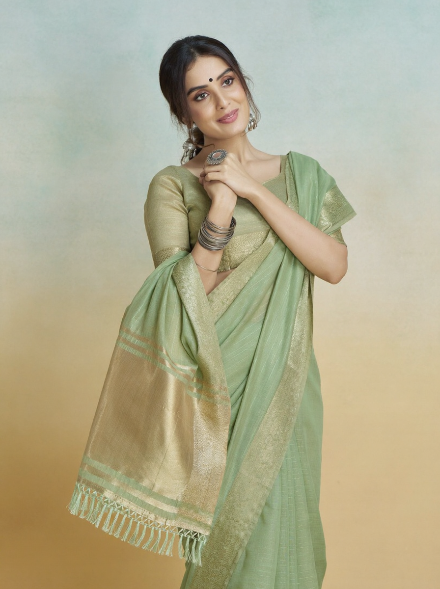 Banarasi Border, Pure Handloom Khadi Silk With Chit Pallu & Tassels (Pista Green)