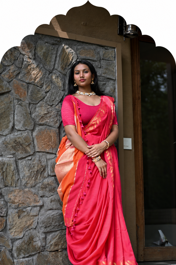 Woman in pink and orange cotton saree - Cotton Sarees collection