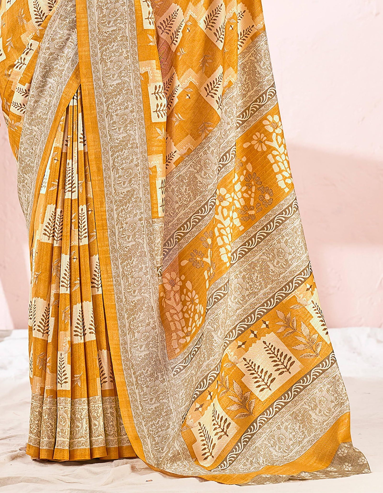 Printed Daily Wear Cotton Silk, Tussar Silk Saree (Gold)