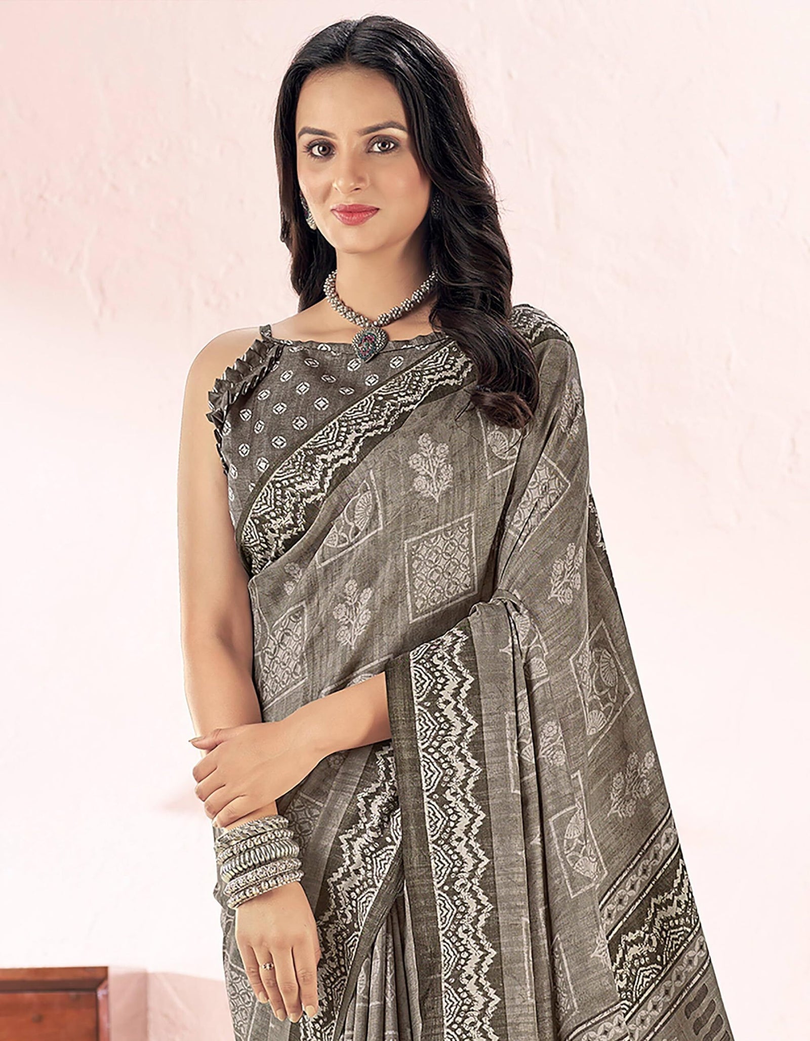 Printed Daily Wear Cotton Silk, Tussar Silk Saree (Grey)