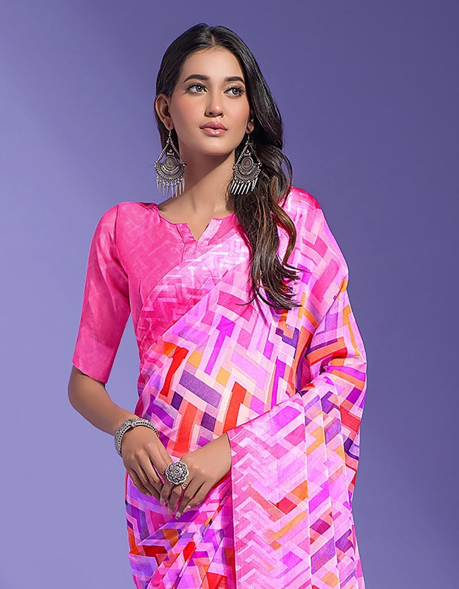 Geometric Print Daily Wear Chiffon Saree (Multicolor)