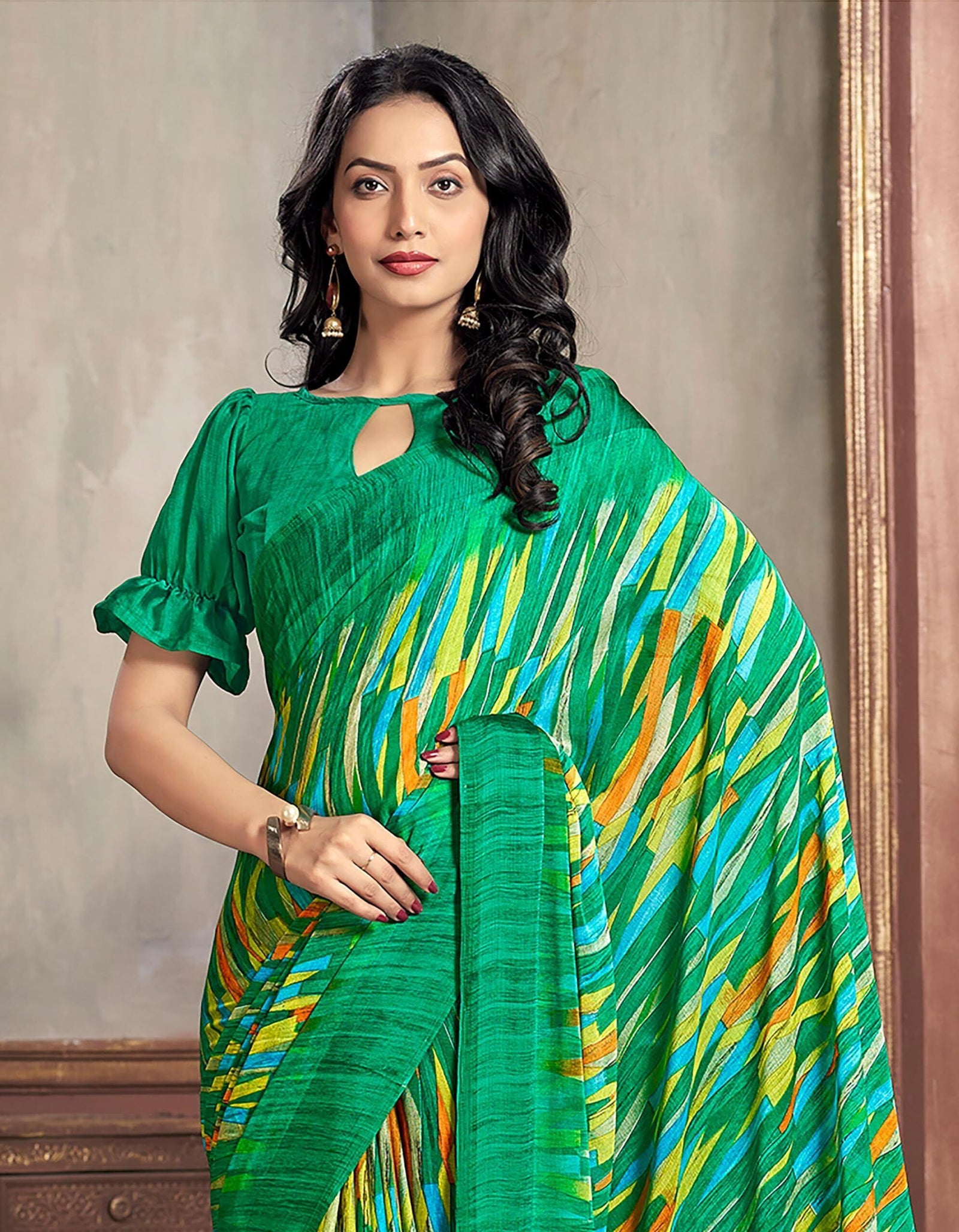 Printed Daily Wear Chiffon Saree (Multicolor)
