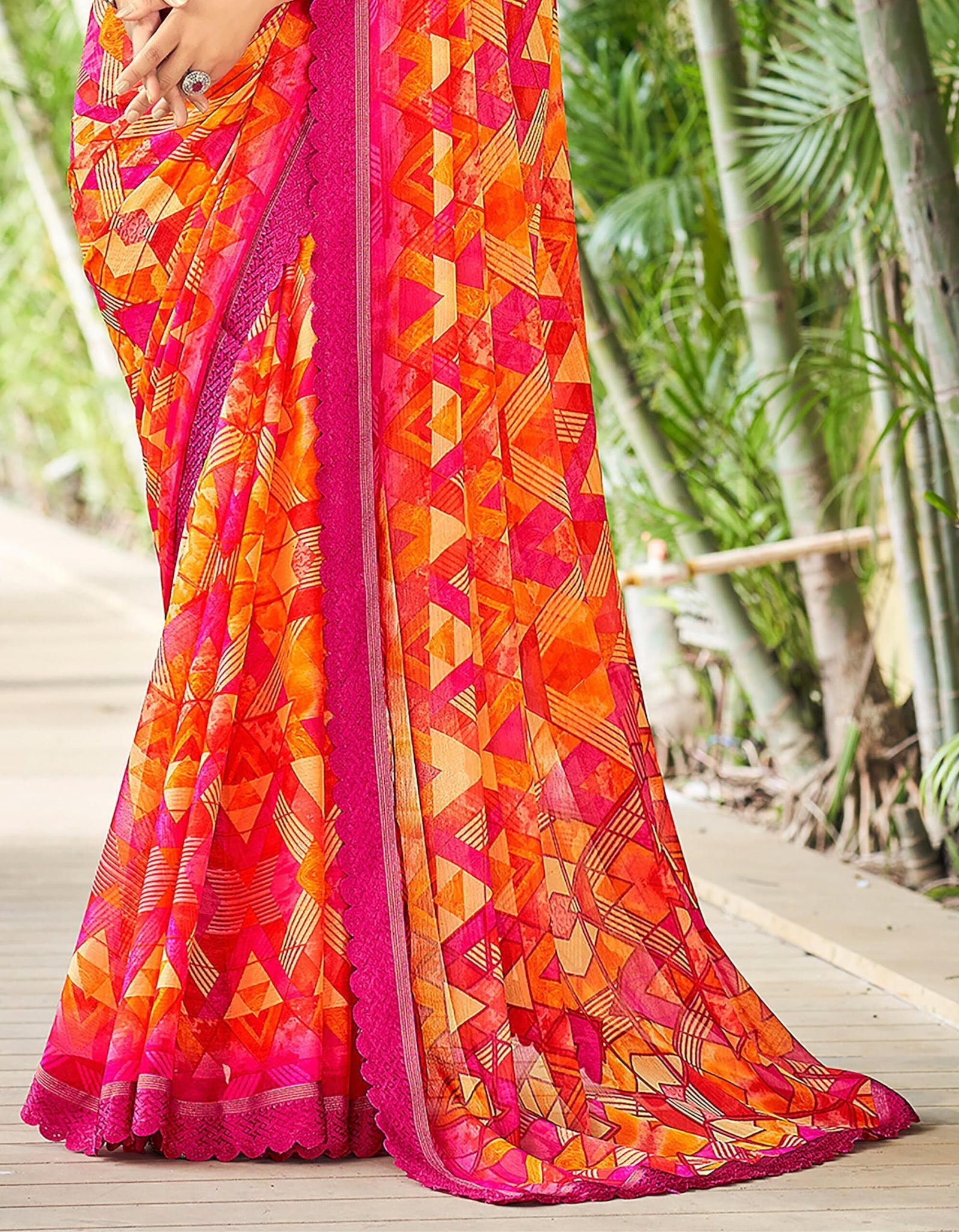Geometric Print, Graphic Print Bollywood Chiffon, Lace Saree (Pink & Orange)