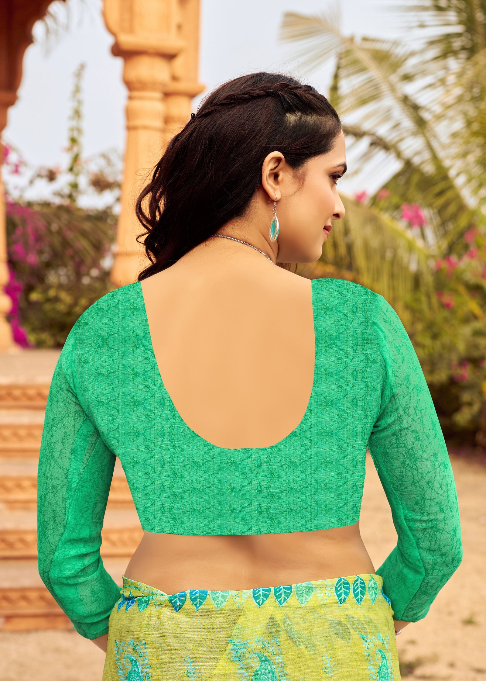 Floral Print Daily Wear Chiffon Saree (Lime Green)