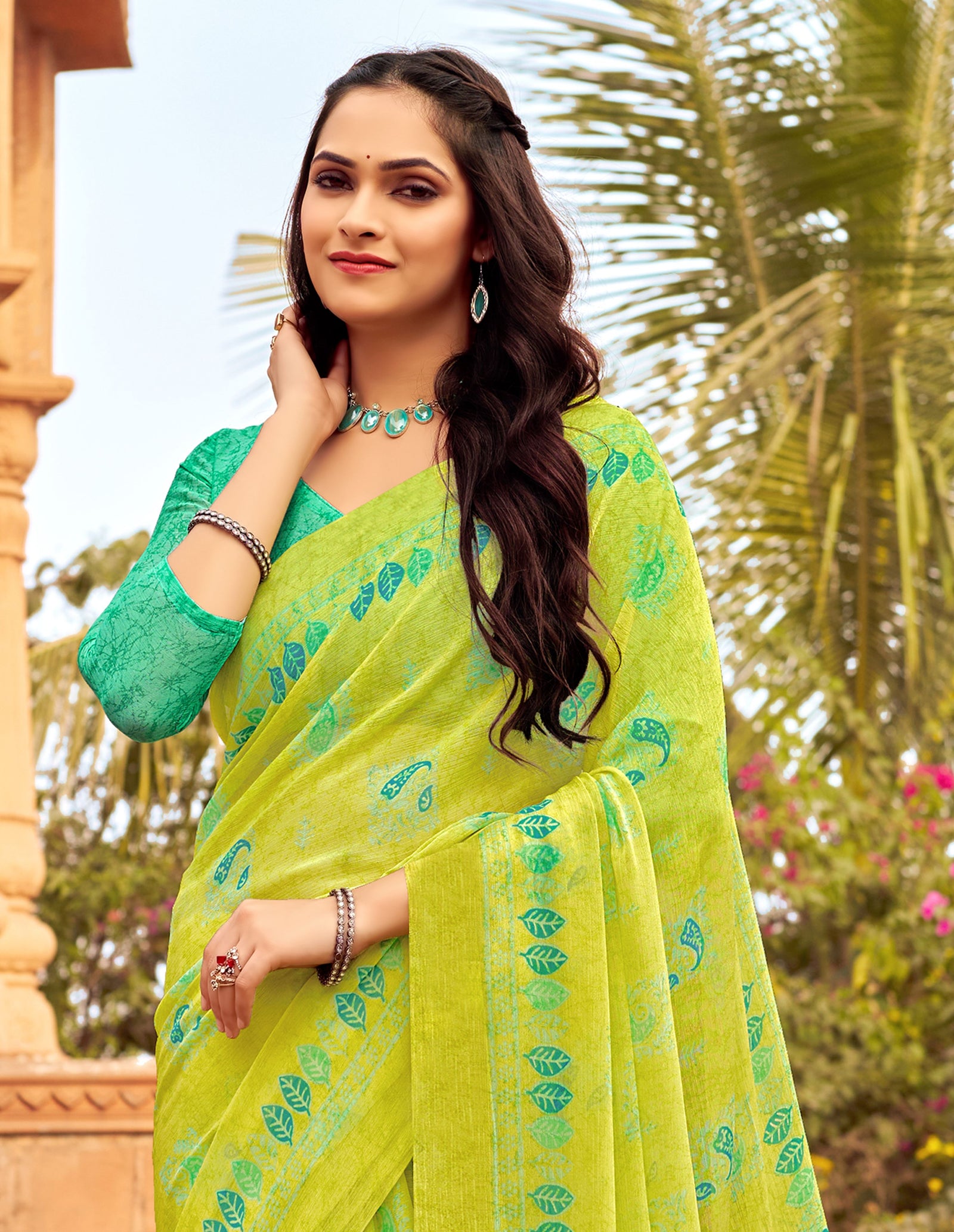 Floral Print Daily Wear Chiffon Saree (Lime Green)