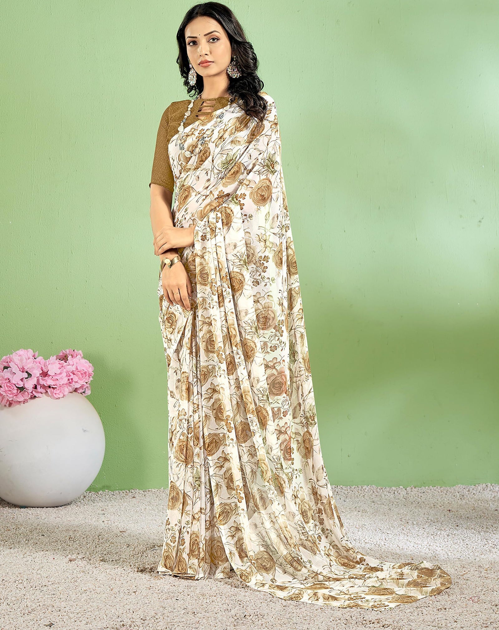 Floral Print Daily Wear Chiffon Saree (Off White)