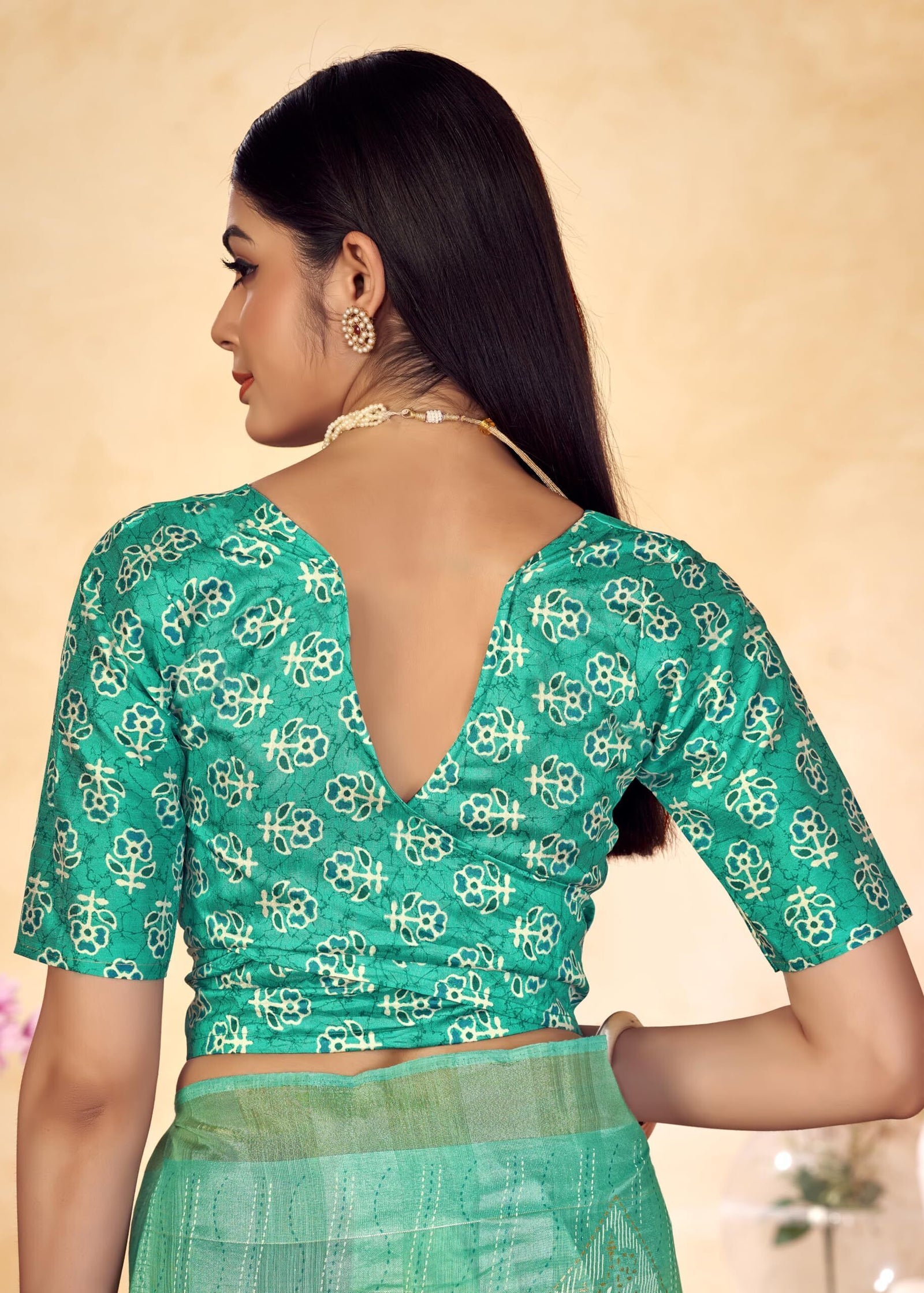 Checkered Shaded Saree with Zari Border and Soft Cotton (Sea Green)