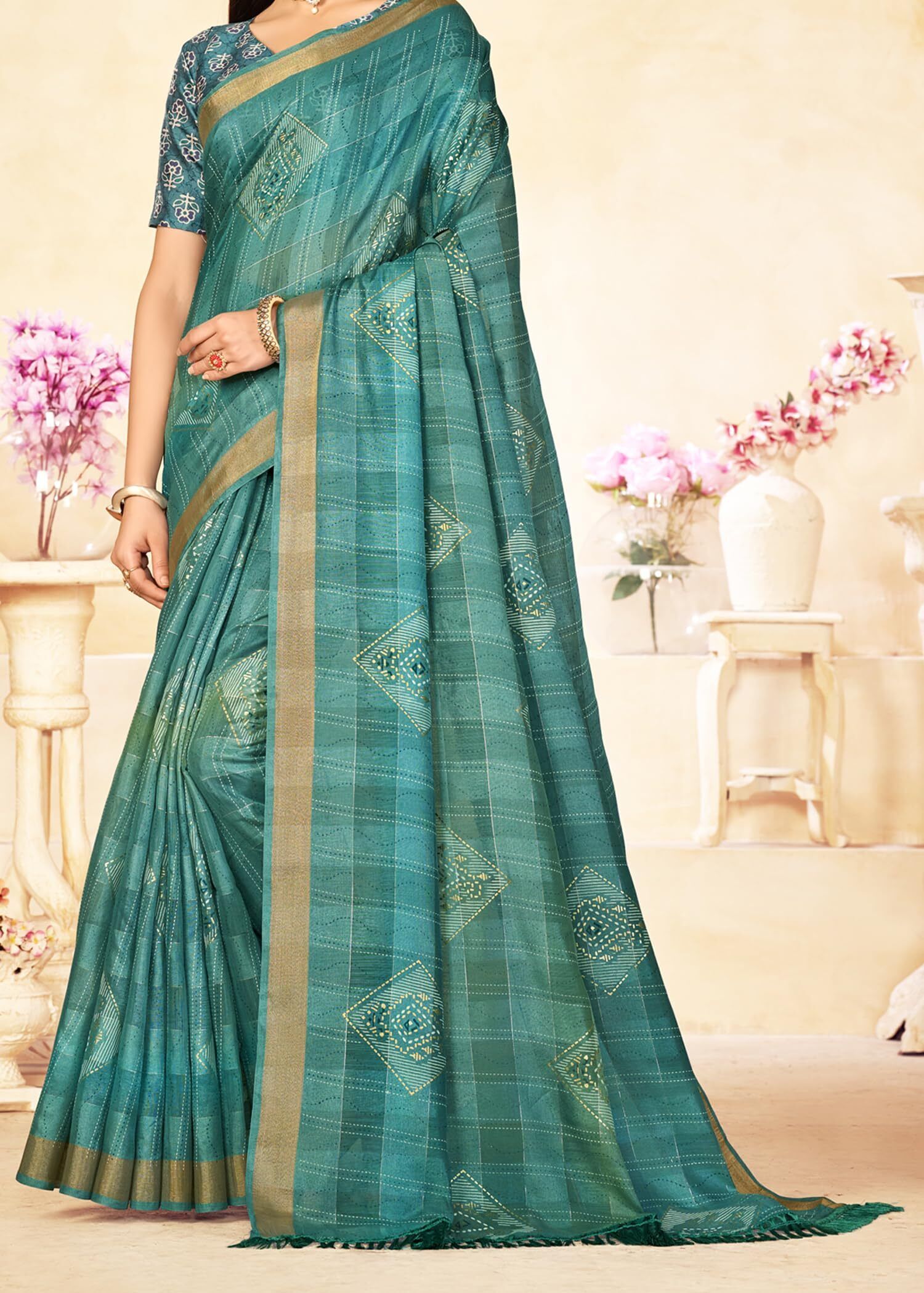 Checkered Shaded Saree with Zari Border and Soft Cotton (Blue)