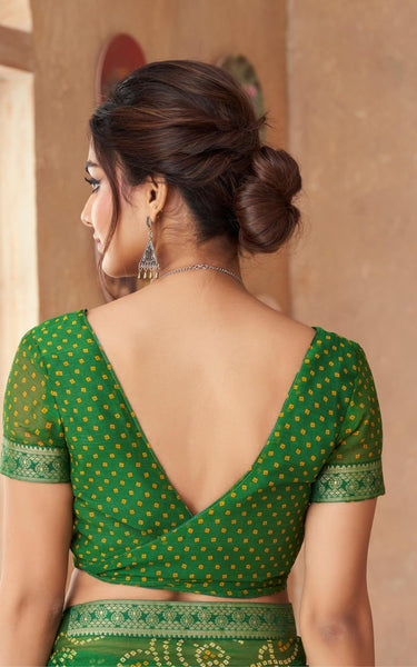 Graphic Print, Printed Bandhani Chiffon, Georgette Saree (Green)
