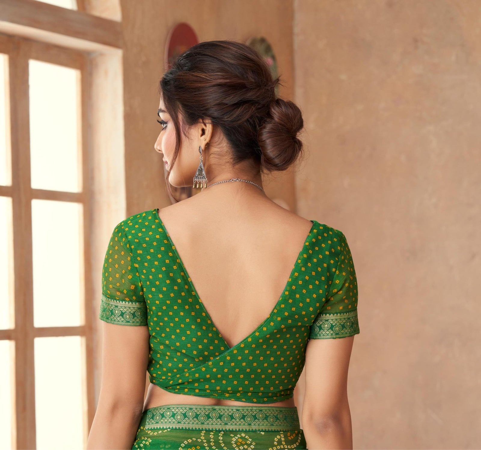 Bandhani Print Chiffon Georgette Saree with Attached Border (Green)