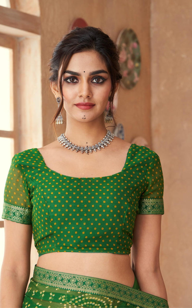 Graphic Print, Printed Bandhani Chiffon, Georgette Saree (Green)