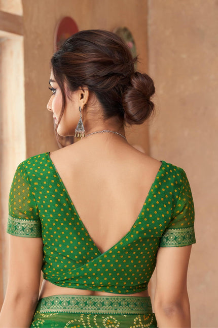 Graphic Print, Printed Bandhani Chiffon, Georgette Saree (Green)