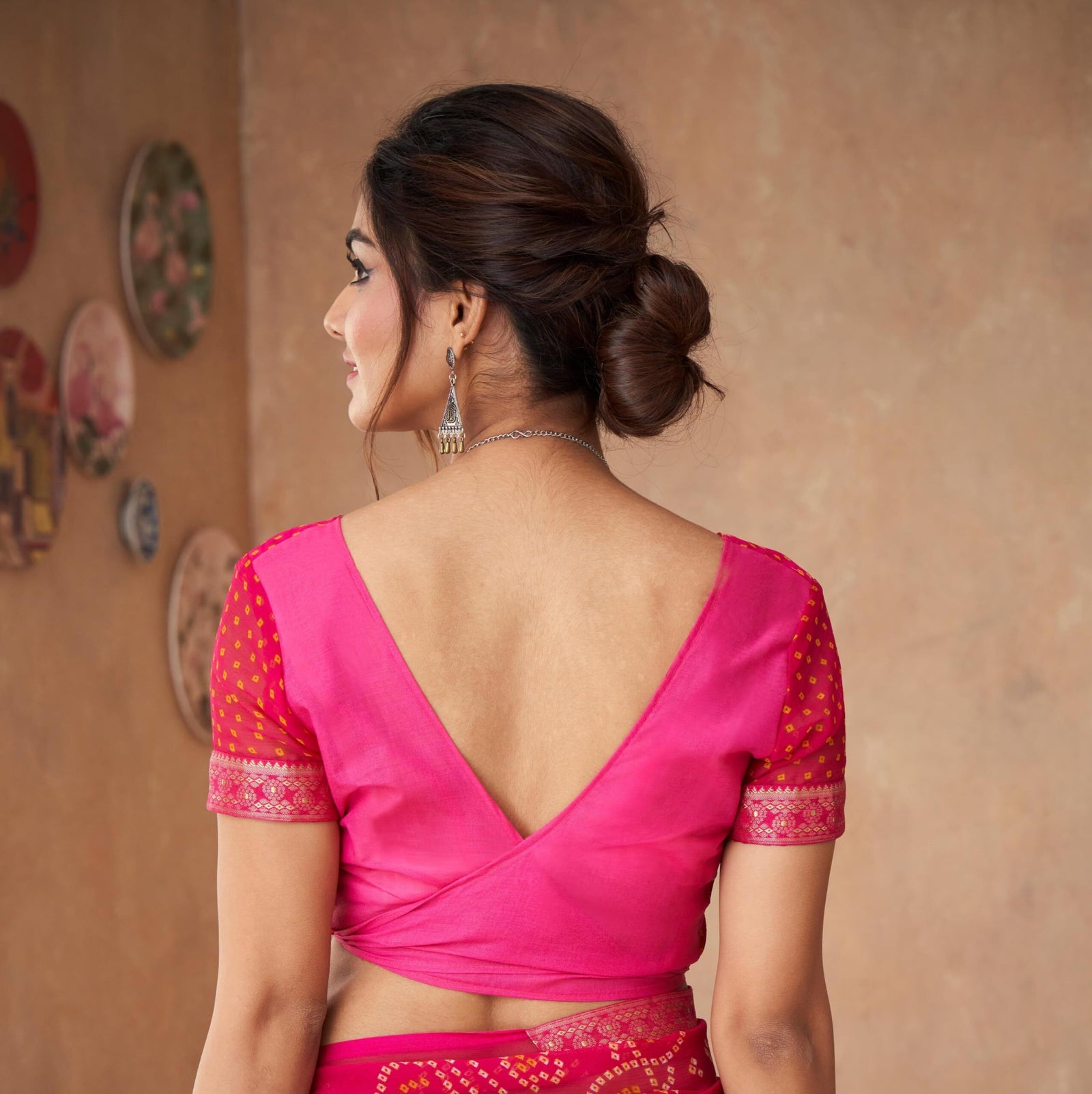 Bandhani Print Chiffon Georgette Saree with Attached Border (Pink)