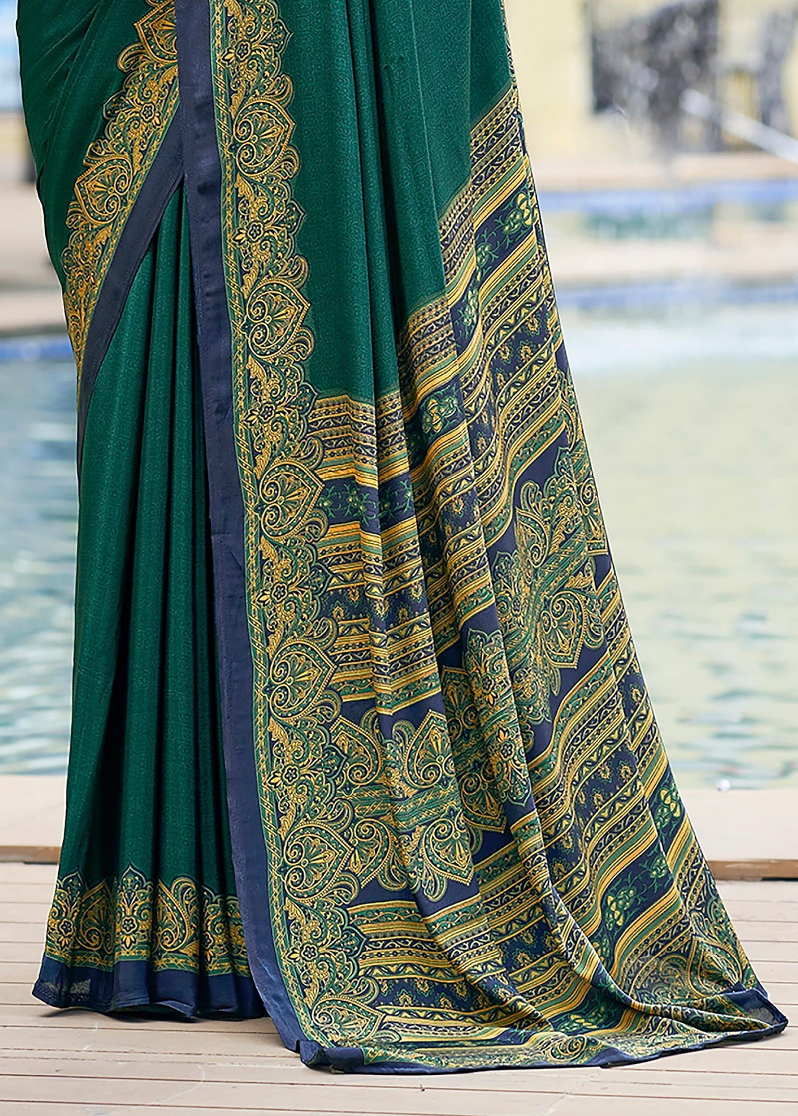 Plain Self Printed, Italian Silk Crape Saree With Contrast Pallu (Rama)